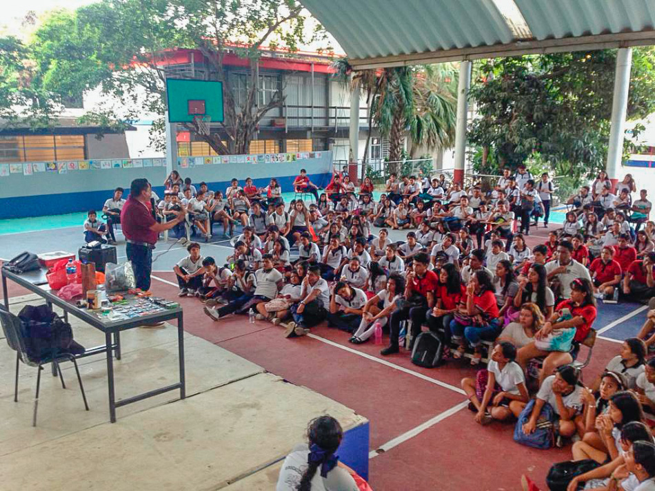EDUCACION_SIDA_ZIHUATANEJO_PREPA.jpg