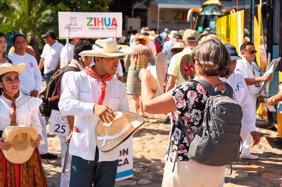 crucero_zihuatanejo_2020_-.jpg
