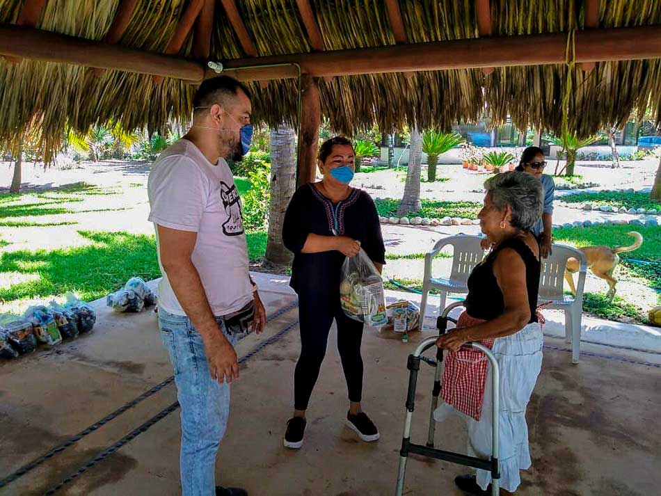 Apoyo alimentario covid 19 zihuatanejo