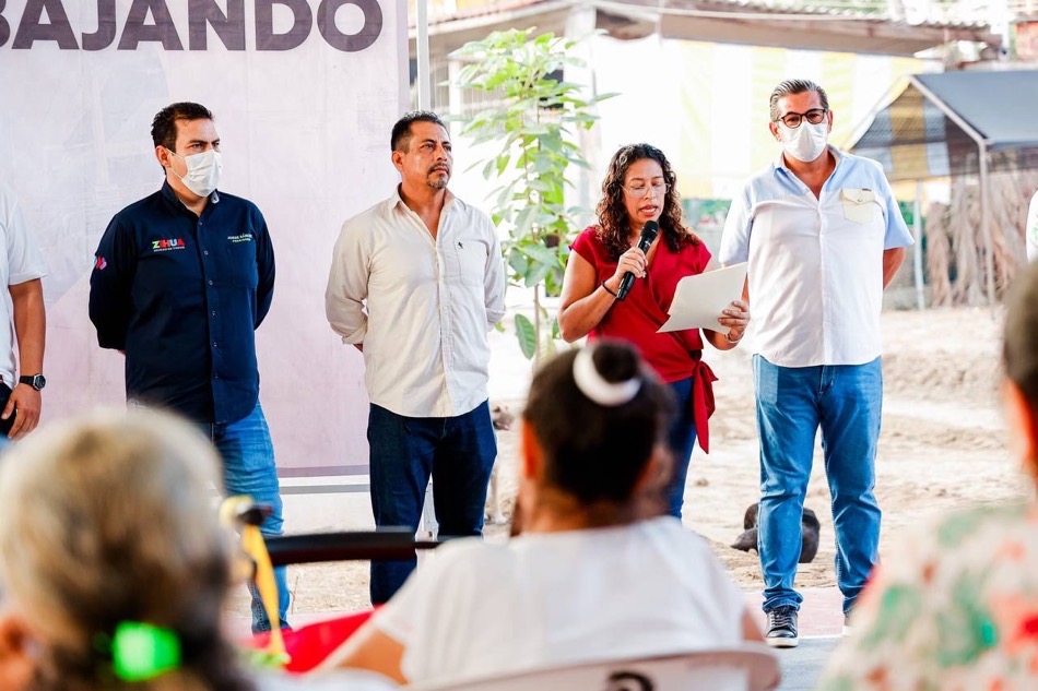 calle-centro-los-achotes-zihuatanejo-jorge-sanchez.jpg