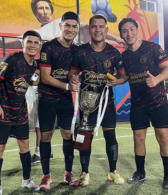 ixtapa-fc-nuevo-campeon_zihuatanejo-plaza-real_.jpg ixtapa-fc-nuevo-campeon_zihuatanejo-plaza-real_.jpg