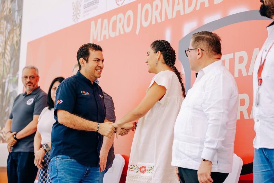 macro-jornada-lentes-gratuitos-ixtapa-zihuatanejo-dif.jpg