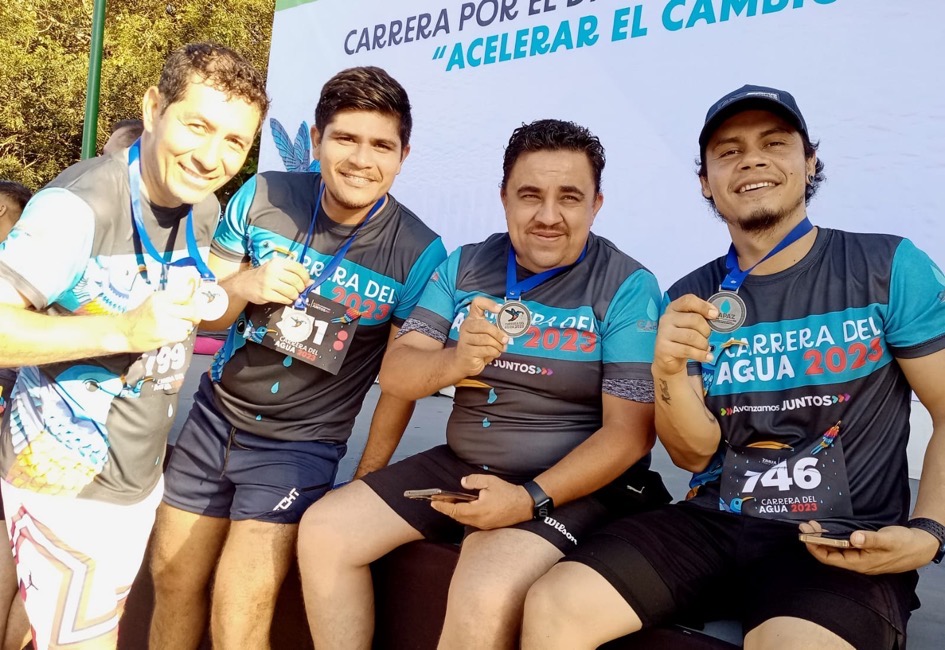carrera-dia-mundial-agua-zihuatanejo-2023.jpg