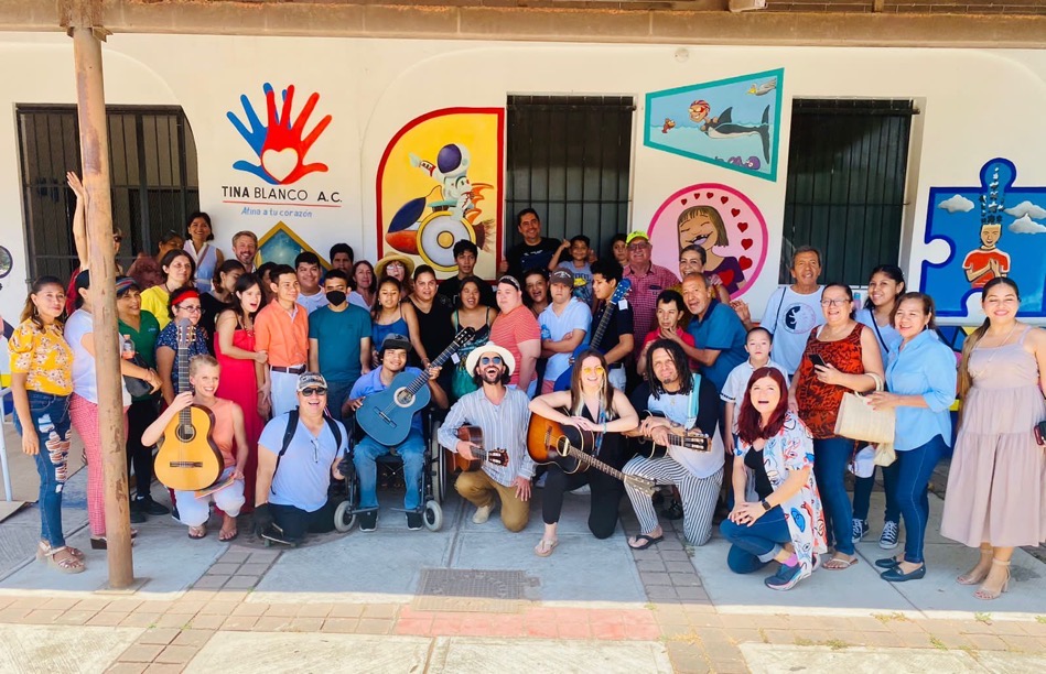 concierto-gratutito-artistas-festival-guitarra-zihuatanejo-fundacion.jpg