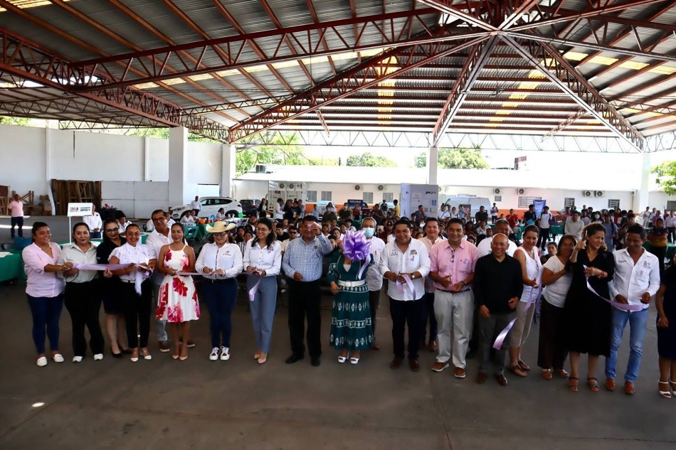 feria-empleo-mujeres_zihuatanejo-.jpg feria-empleo-mujeres_zihuatanejo-.jpg