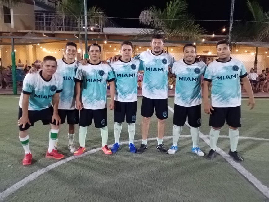jornada_4_liga_empresarial_plaza_Real_zihuatanejo.jpg
