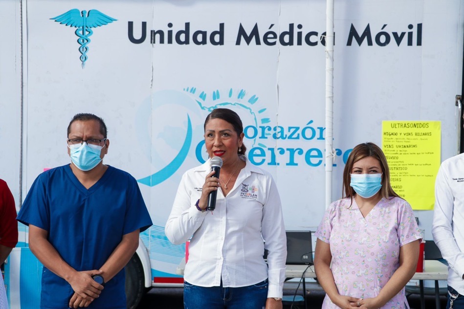 unidad-movil-salud-petatlan_.jpg