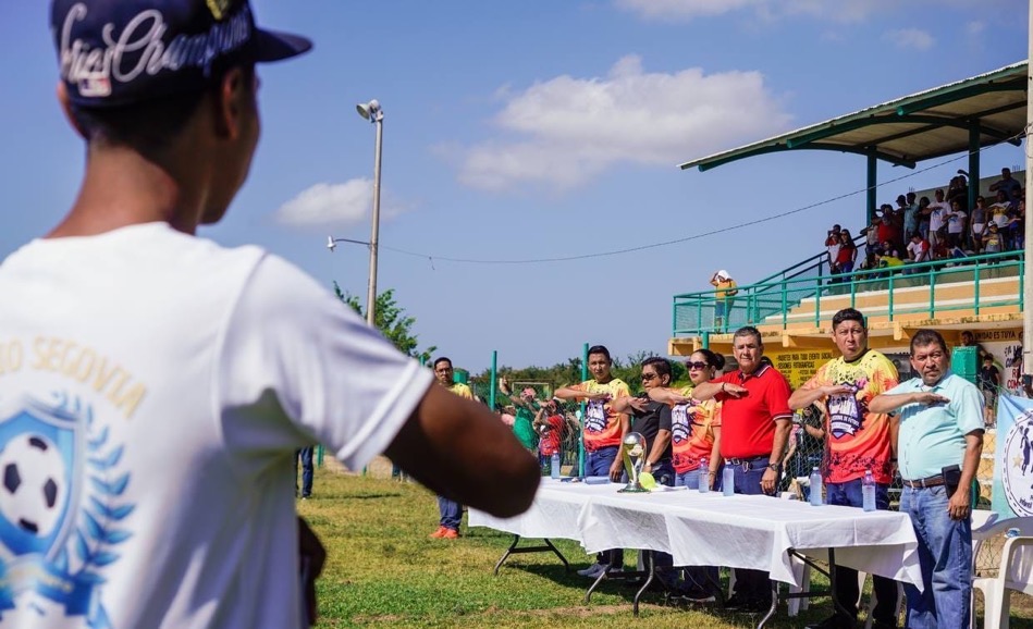 arranco-torneo-regional-petatlan-futbol_.jpg