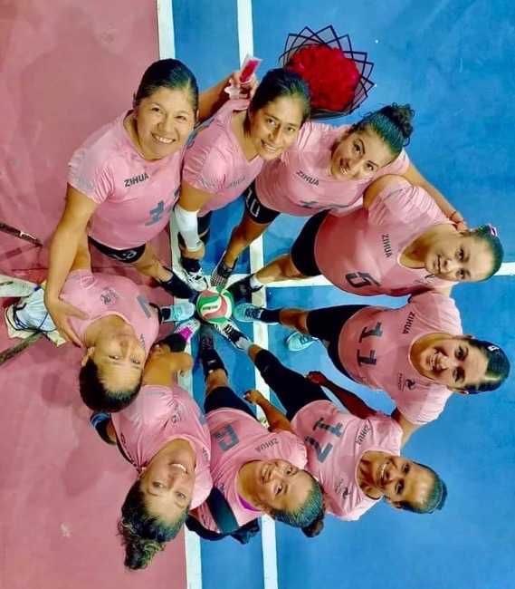 campeonas-kosmos-voleibol_zihutanejo.jpg