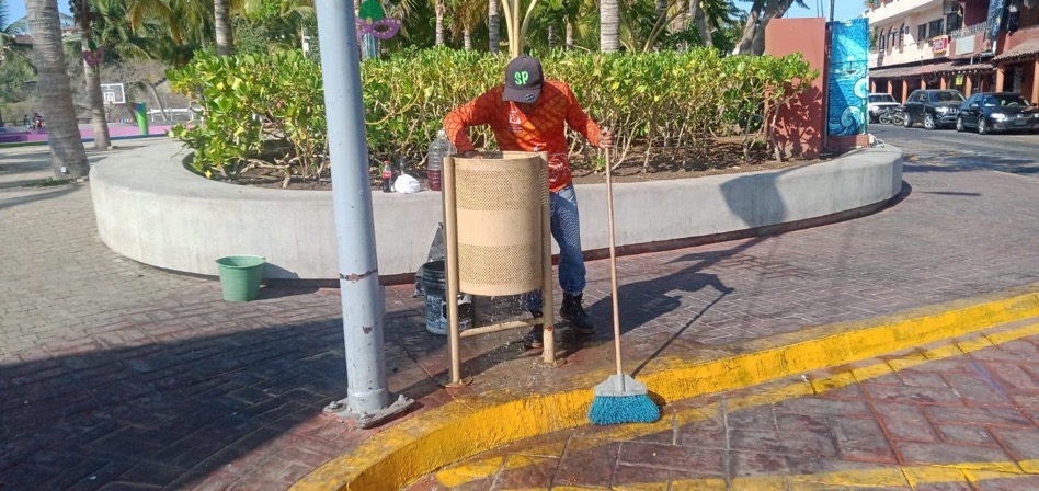 limpieza-accesos-zihuatanejo-playas-turismo.jpg