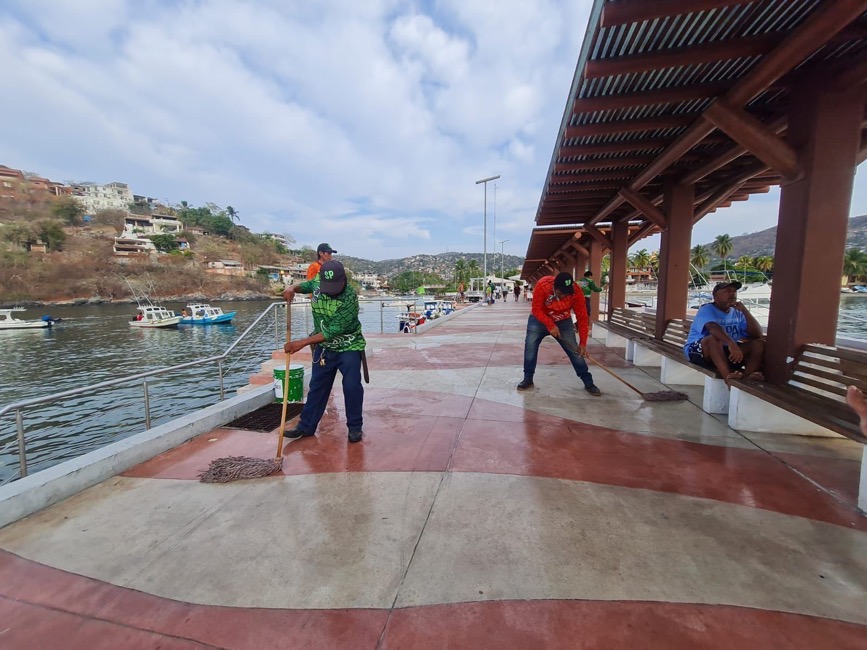 limpieza-accesos-zihuatanejo-playas-turismo.jpg