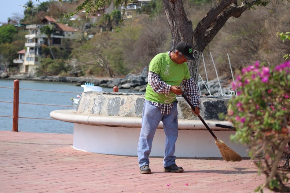 limpieza-destino-zihuatanejo-servicios-publicos-semana-santa_.jpg