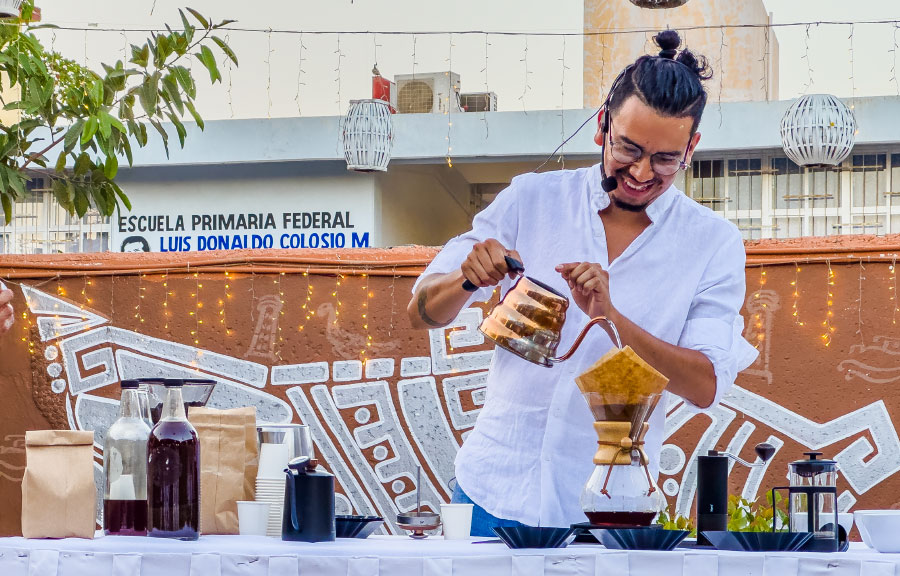 Platica cafe museo zihuatanejo