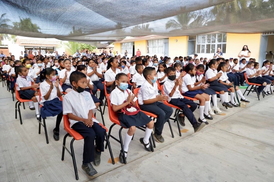 techado-escuela-leyes-reforma-jorge-sanchez-san-jose-ixtapa_.jpg