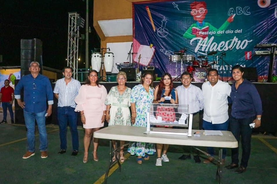 celebracion-dia-del-maestro-petatlan-2023-.jpg