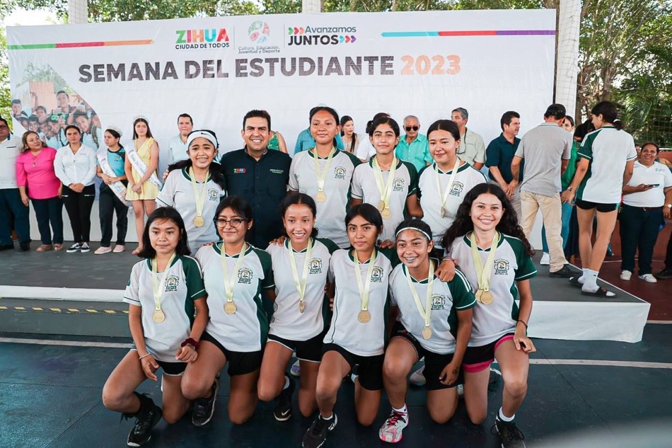 clausura_Sema_Del_Estudiante_zihuatanejo_2023.jpg