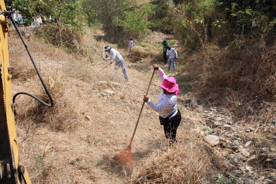 limpieza-canales-lluvias_zihuatanejo_sp.jpg