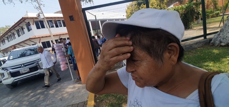 mujer-lesionada-evento-gobernadora-guerrero-zihuatanejo.jpg