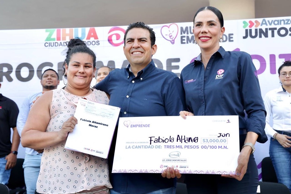 apoyo-programa-mujeres_zihuatanejo.jpg