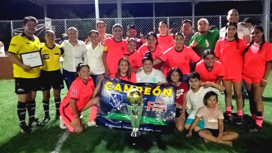 optica-villagomez-campeon_fut_7_coacoyul_zihuatanejo.jpg