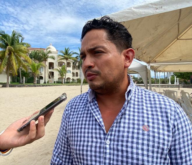 director-capaz-zihuatanejo_Gob_pozos-agua_.jpg