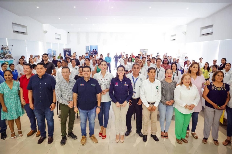primera-feria-municipal-empleo-zihuatanejo-2023.jpg