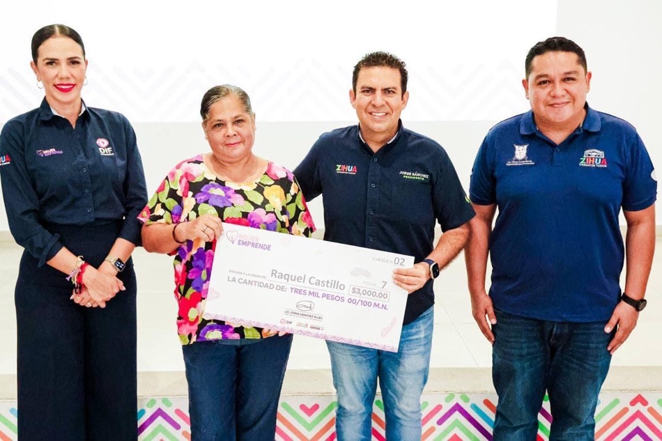 apoyo-programa-mujeres-zihuatanejo-dif-.jpg