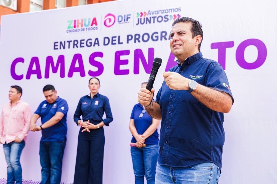 apoyo-programa-mujeres-zihuatanejo-dif-.jpg