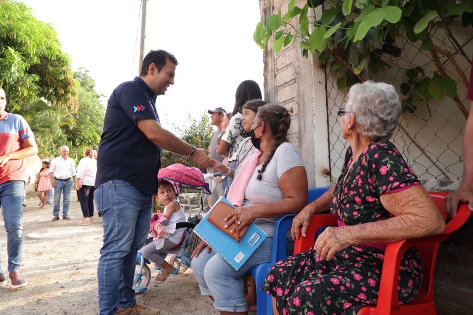 calle-Hermenegildo-Galeana-inicio-coacoyul-gob-zihuatanejo.jpg
