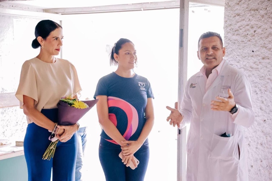 compromiso-dif-zihuatanejo-hospital-bernardo-.jpg compromiso-dif-zihuatanejo-hospital-bernardo-.jpg