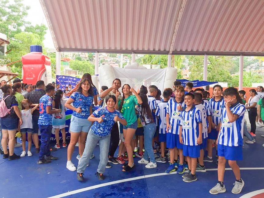copa-internacional-de-futbol-zihuatanejo_2023.jpg copa-internacional-de-futbol-zihuatanejo_2023.jpg
