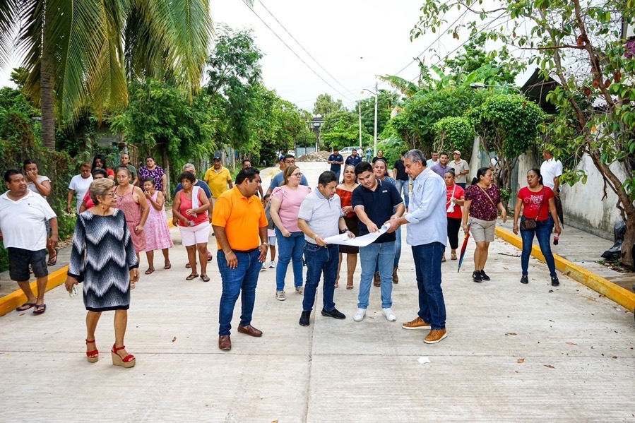 el-tocumbo-calles-petatlan-alejandro-bravo-rogaciano-alva.jpg
