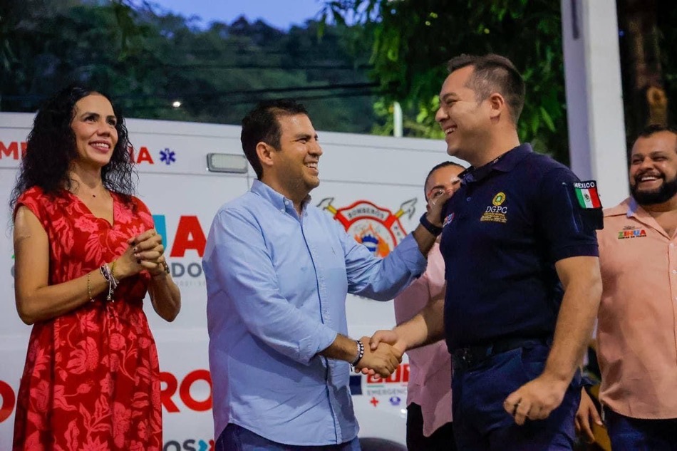 festejo-proteccion-civil-bomberos-zihuatanejo_gob_2023.jpg