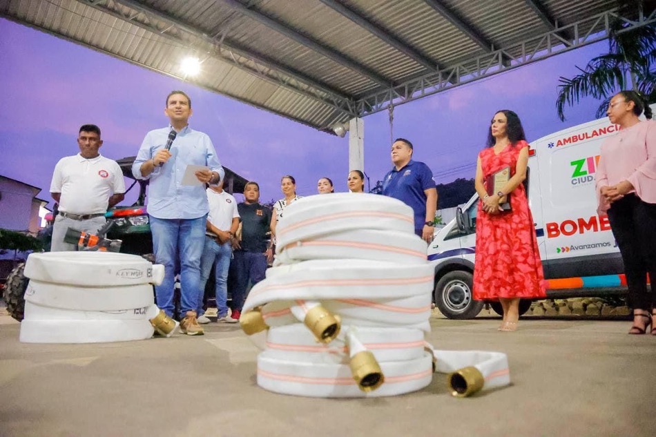 festejo-proteccion-civil-bomberos-zihuatanejo_gob_2023.jpg
