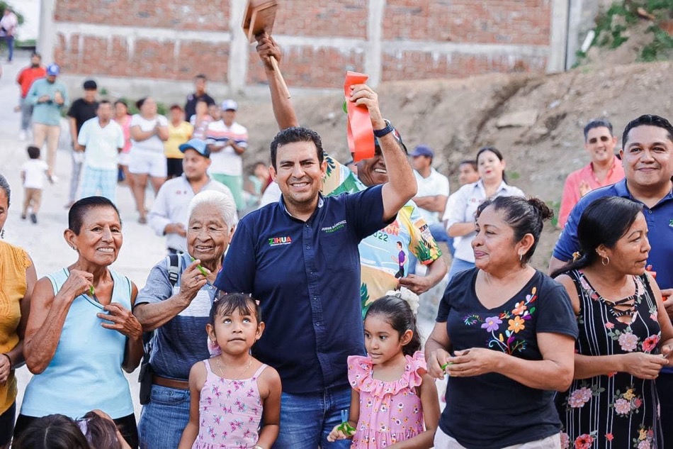 obra-Convergencia-jorge-sanchez-zihuatanejo.jpg