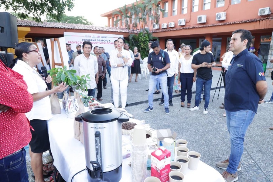 productos-productivos-locales-zihuatanejo-.jpg