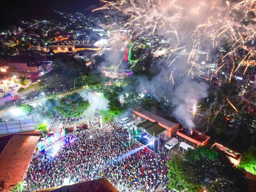 grito-independencia-zihuatanejo-2023.jpg