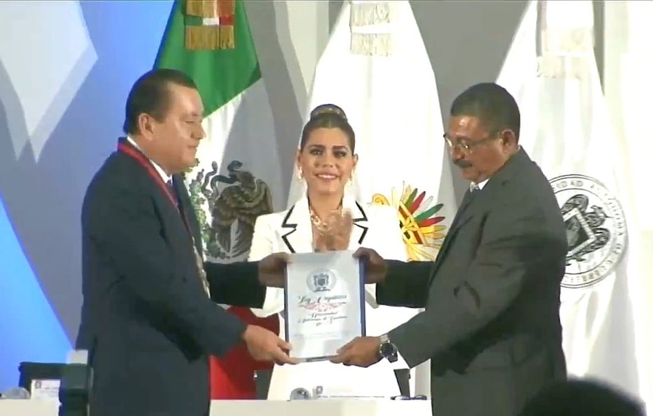 protesta-jaiver-saldania-acapulco-uagro.jpg