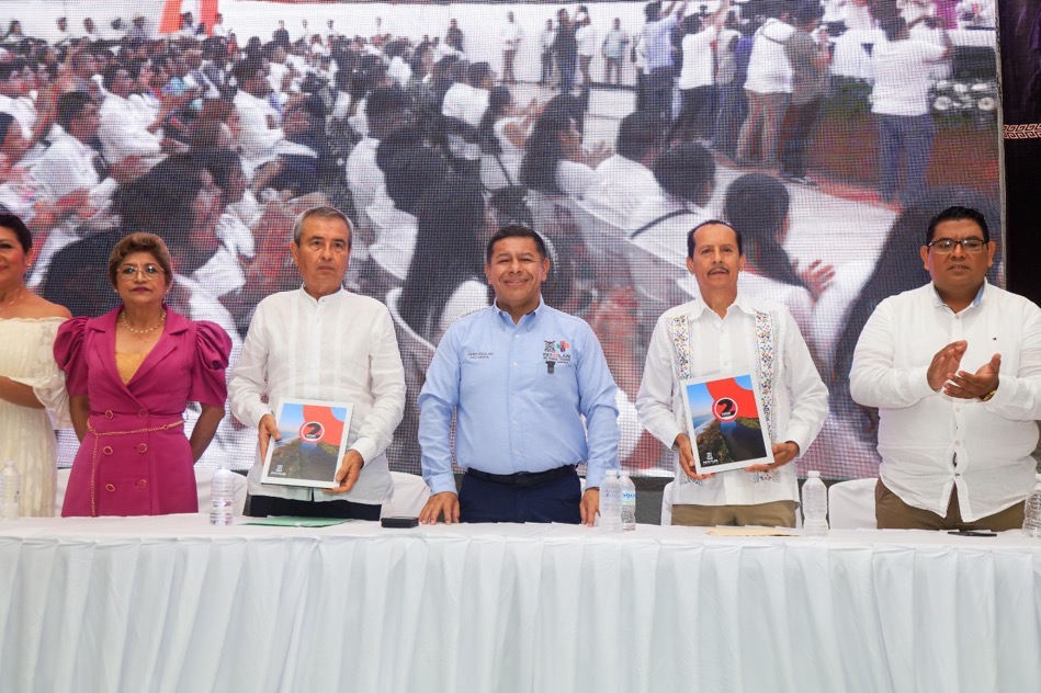 segundo-informe-de-gobierno-javier-aguilar-el-tocumbo-petatlan.jpg