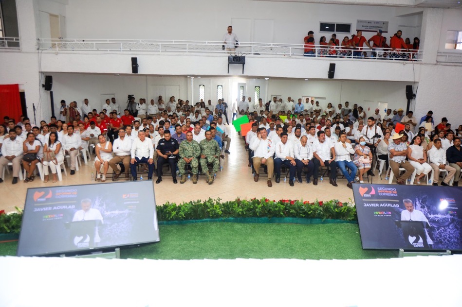 segundo-informe-de-gobierno-javier-aguilar-el-tocumbo-petatlan.jpg