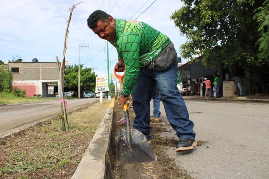 vialidad-san-jose-ixtapa_servicios-publicos-zihuatanejo-.jpg