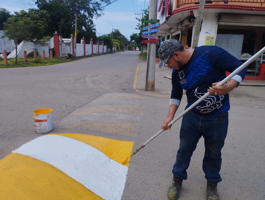 imagen-ciudad-zihuatanejo-servicios-publicos_.jpg