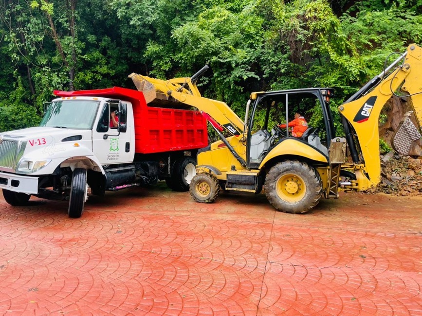 toneladas-basura-tt-max-zihuatanejo_servicios-p.jpg toneladas-basura-tt-max-zihuatanejo_servicios-p.jpg