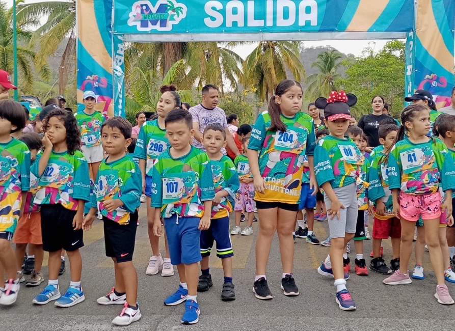 carrera-kids-dia-nino-zihuatanejo-2024.jpg