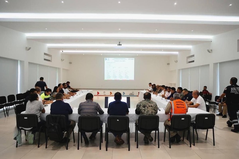 autoridades-zihuatanejo-john-huracan-tt-.jpeg