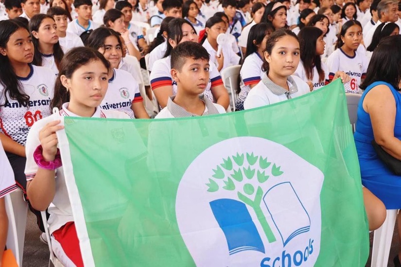 entrega-green-Flag-zihuatanejo-escuelas-2024.jpeg