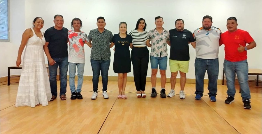 mesa-directiva-voleibol-zihuatanejo-2024.jpg