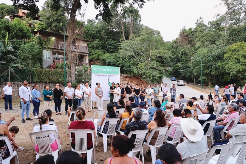 comunidades-sierra-baja-municipio-zihuatanejo-gob-obras-2024.jpeg comunidades-sierra-baja-municipio-zihuatanejo-gob-obras-2024.jpeg