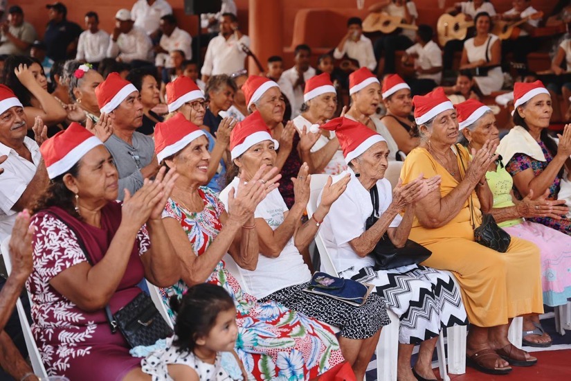 espacio-deportivo-salitrera-liz-tapia-club-adulto-mayor-zihuatanejo.jpg