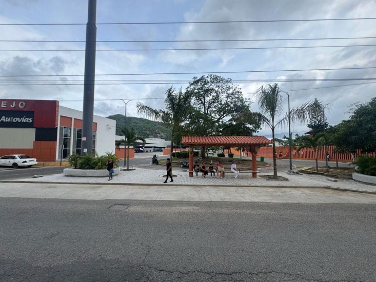 dignificacion-casetas-transporte-p-zihuatanejo-2025.jpeg dignificacion-casetas-transporte-p-zihuatanejo-2025.jpeg